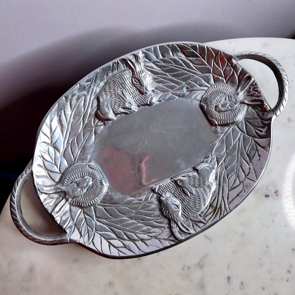 Cast aluminum bunny rabbit oval tray with handles Easter Spring Serveware Decor - Picture 2 of 5